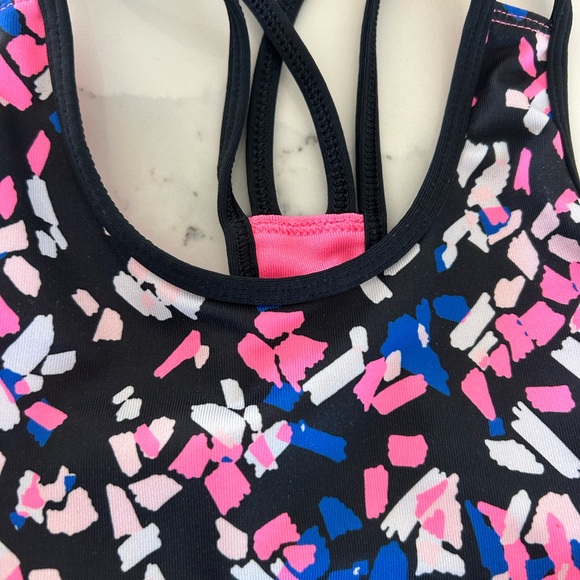 Under Armour Girls Sports Bras!! Gently used!! Set of 3!! - Picture 4 of 7